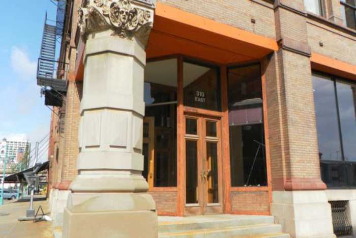 Virtual Office location in E Buffalo St.